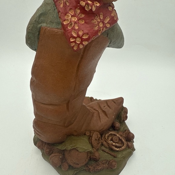 VTG 1983 Tom Clark Gnome Boots cowboy Western Signed Resin Figure 9” - Picture 11 of 12
